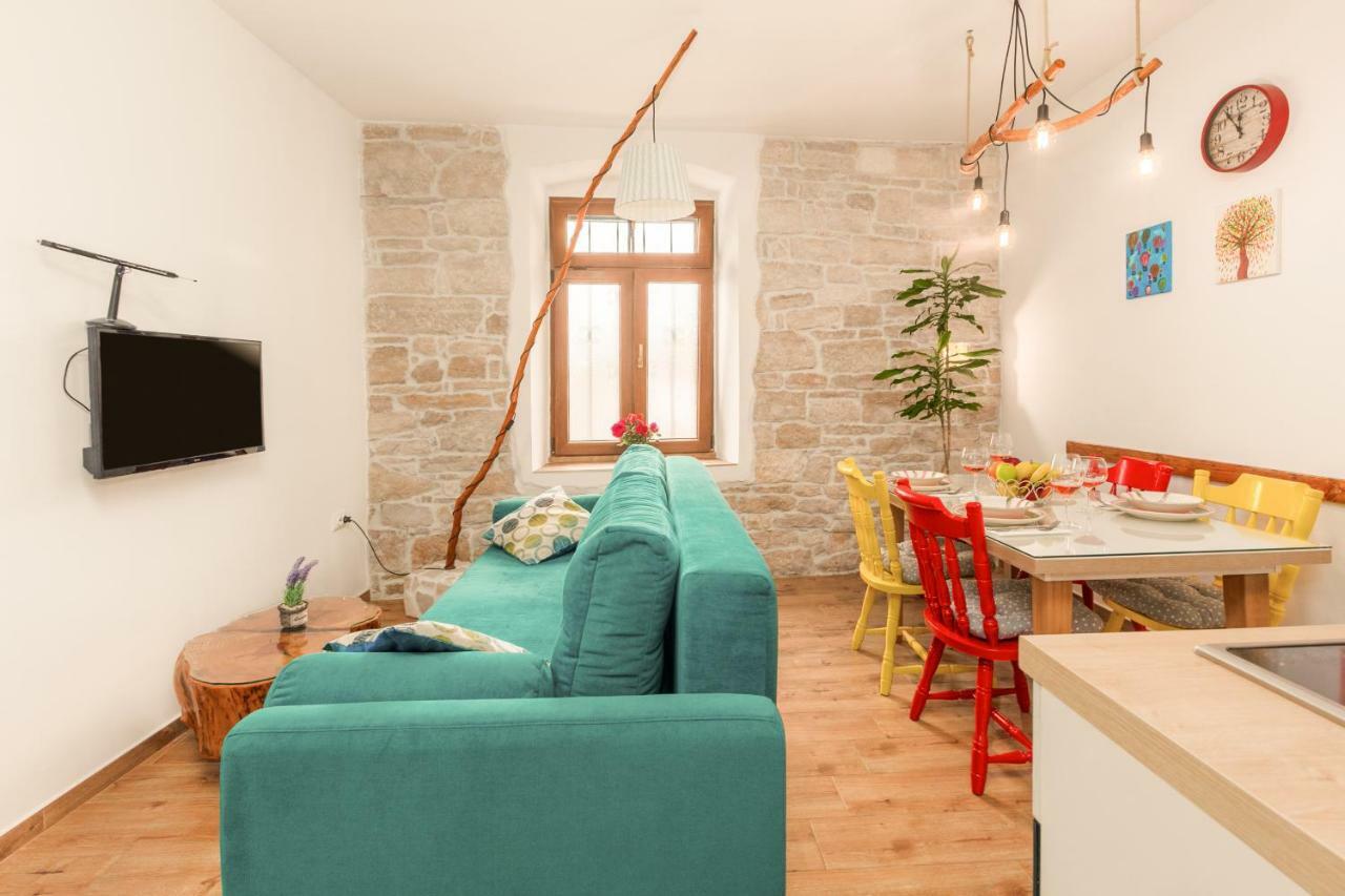 Apartment Henna Pula Luaran gambar