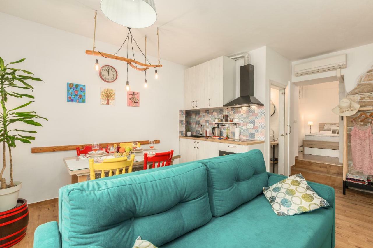 Apartment Henna Pula Luaran gambar